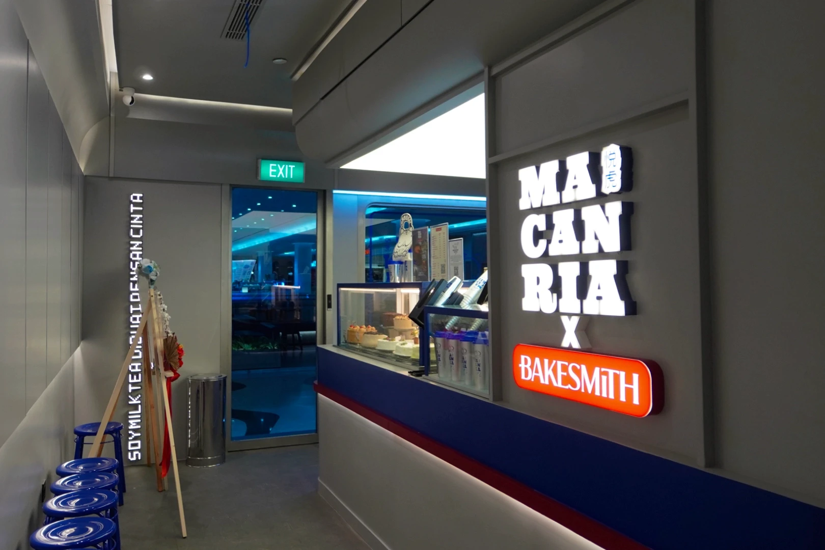 macanria interior outlet plaza indonesia