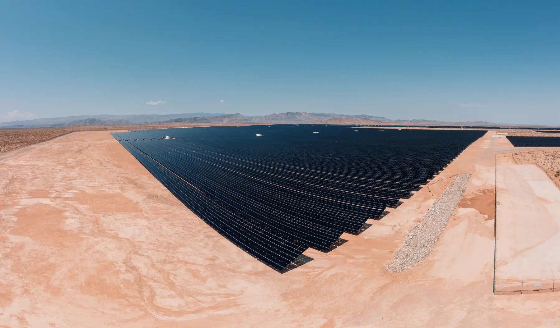 Large photovoltaic system in a dry landscape