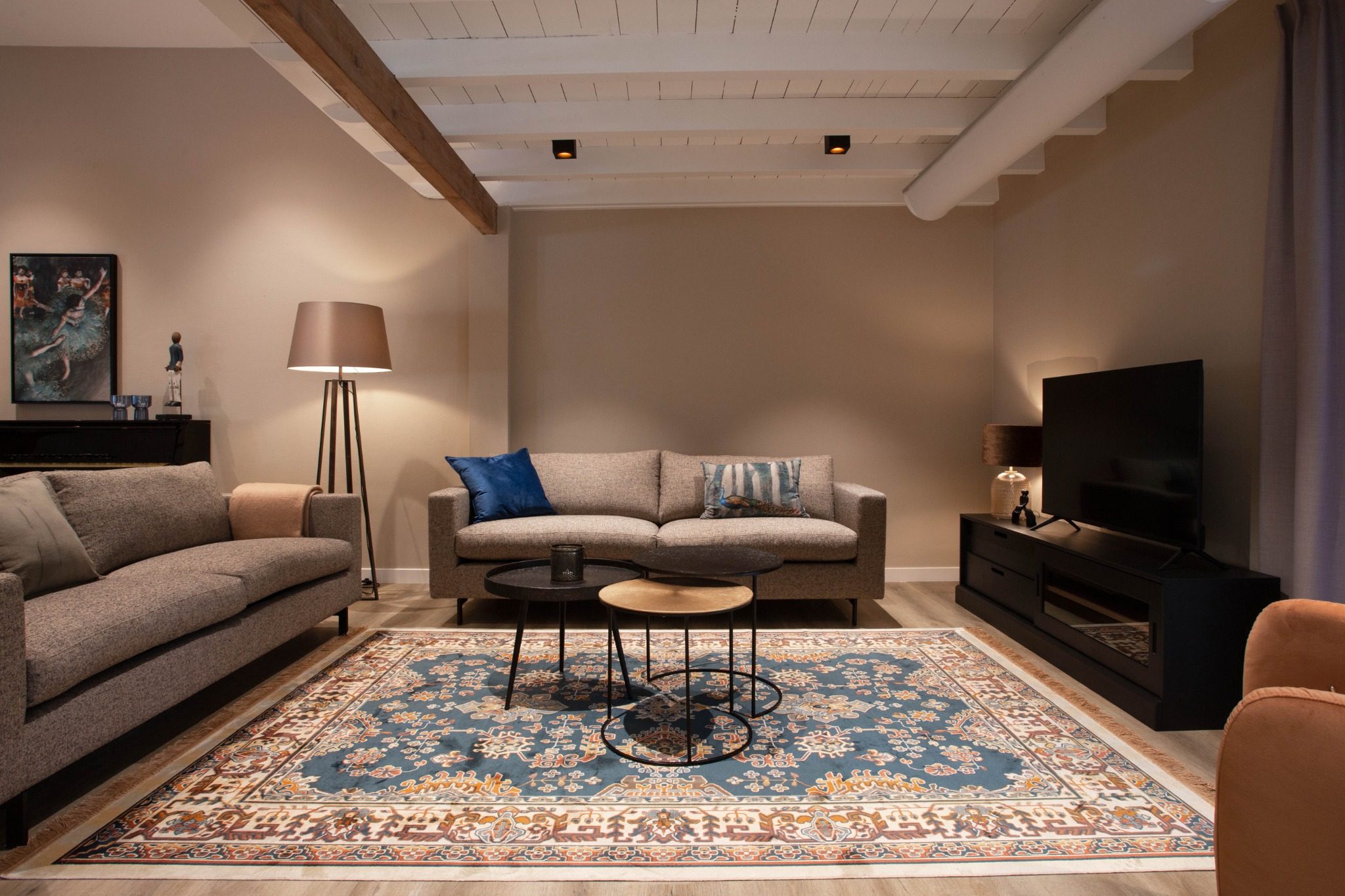 villa rijzenburg interieur zithoek, ouderenzorg schaarsbergen