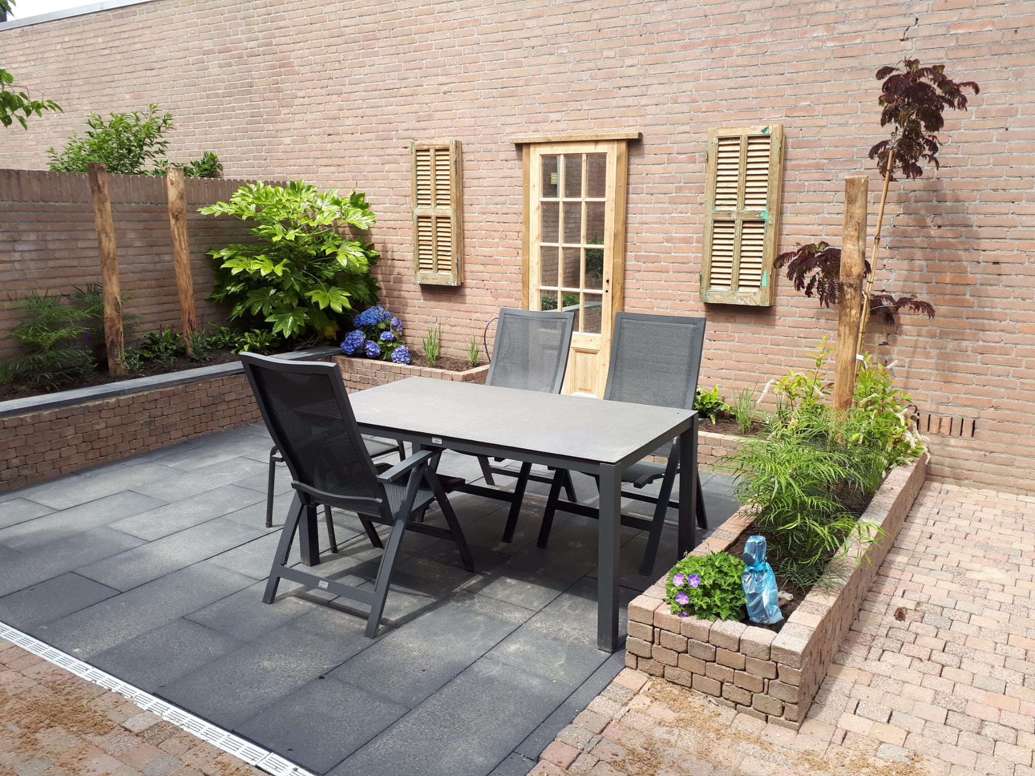 Gardener team at work