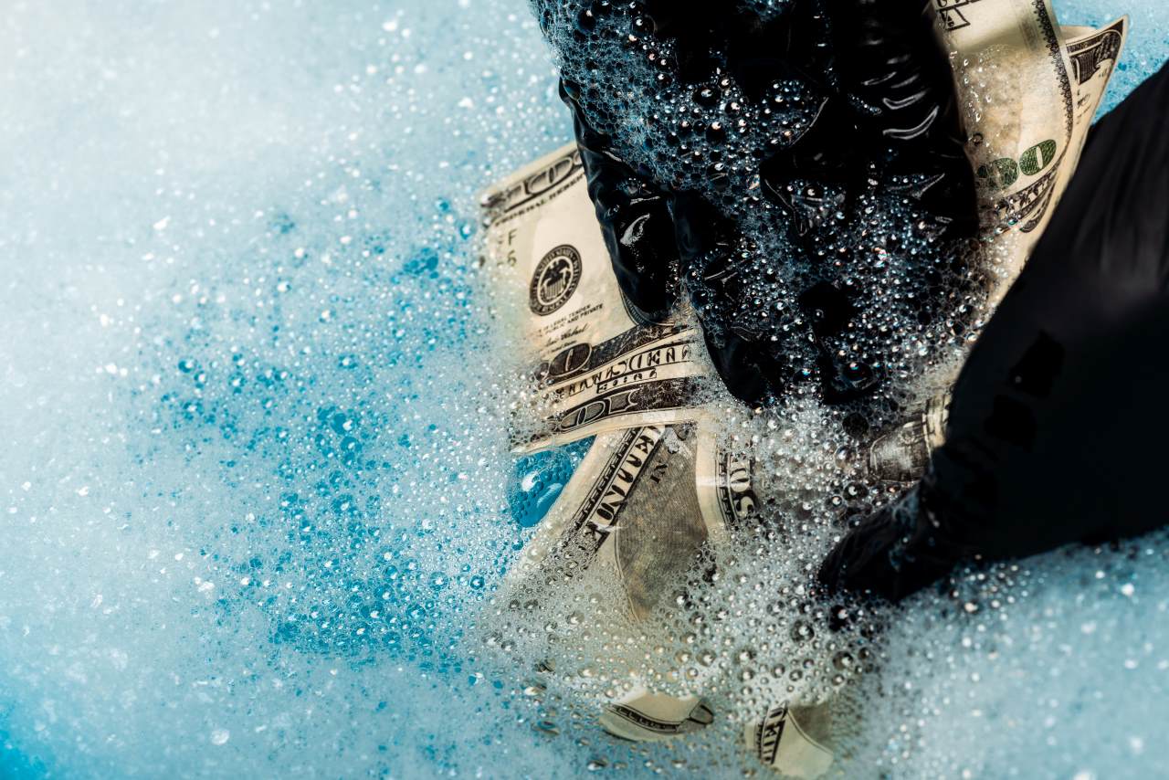 Compliance financeiro e prevenção à lavagem de dinheiro