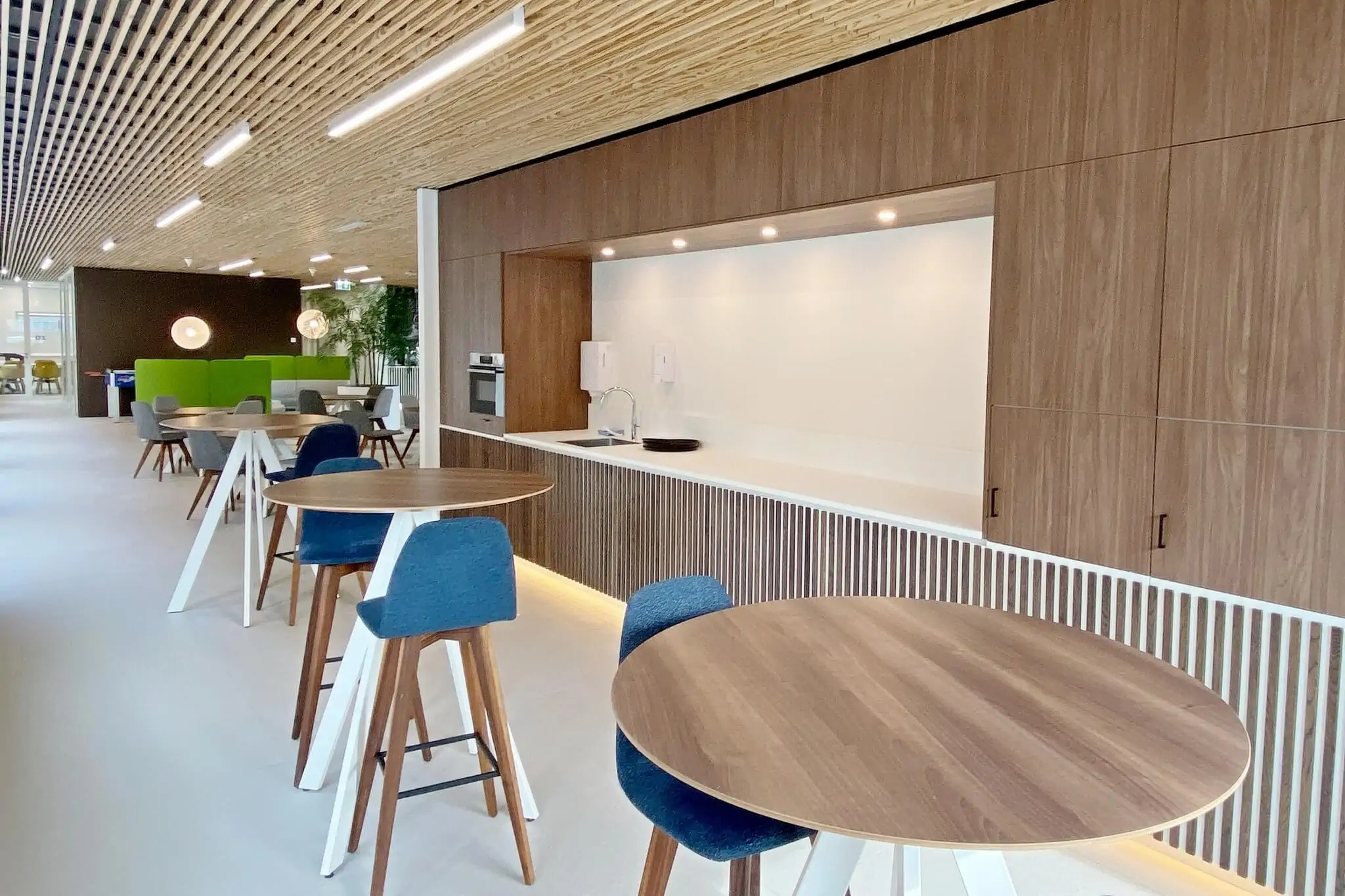 Nieuwe kantoorinrichting Bavinckhouse door Perla