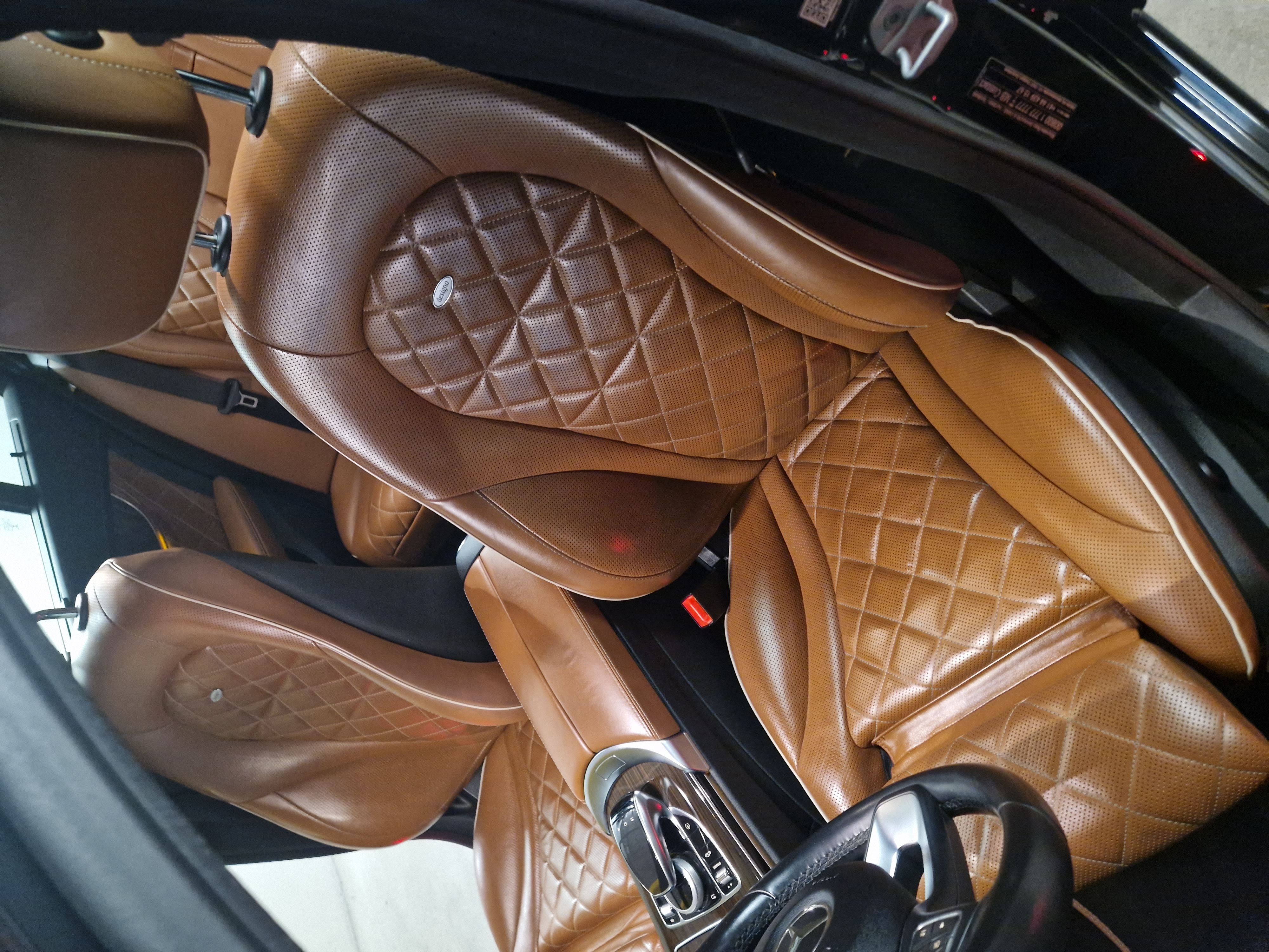 Perfekt gepflegte Leder-Sitze – Premium Innenreinigung Auto mit Schweizer Qualität