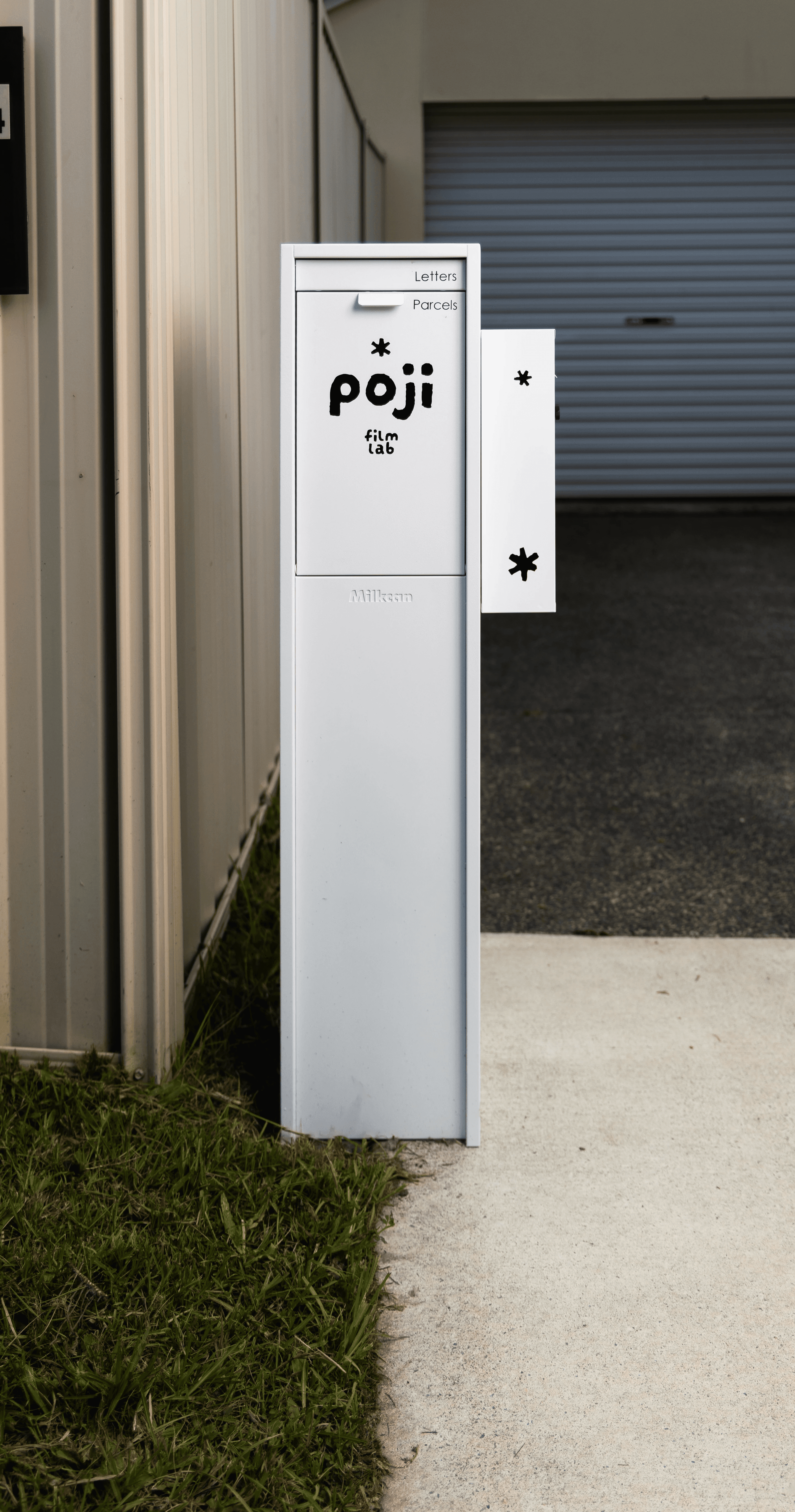 Image of dropbox location near the film lab at parkwood station