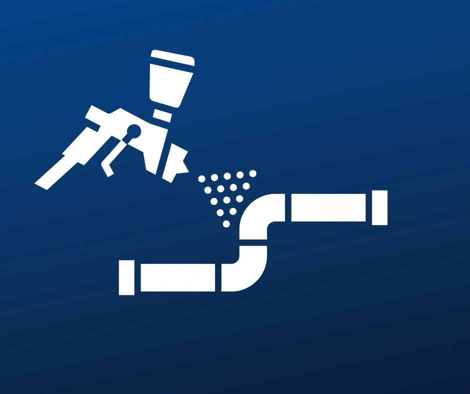 Symbol einer Spritzpistole, die Farbe auf ein Rohr sprüht, was auf einen Anstrich oder Prozess hinweist.