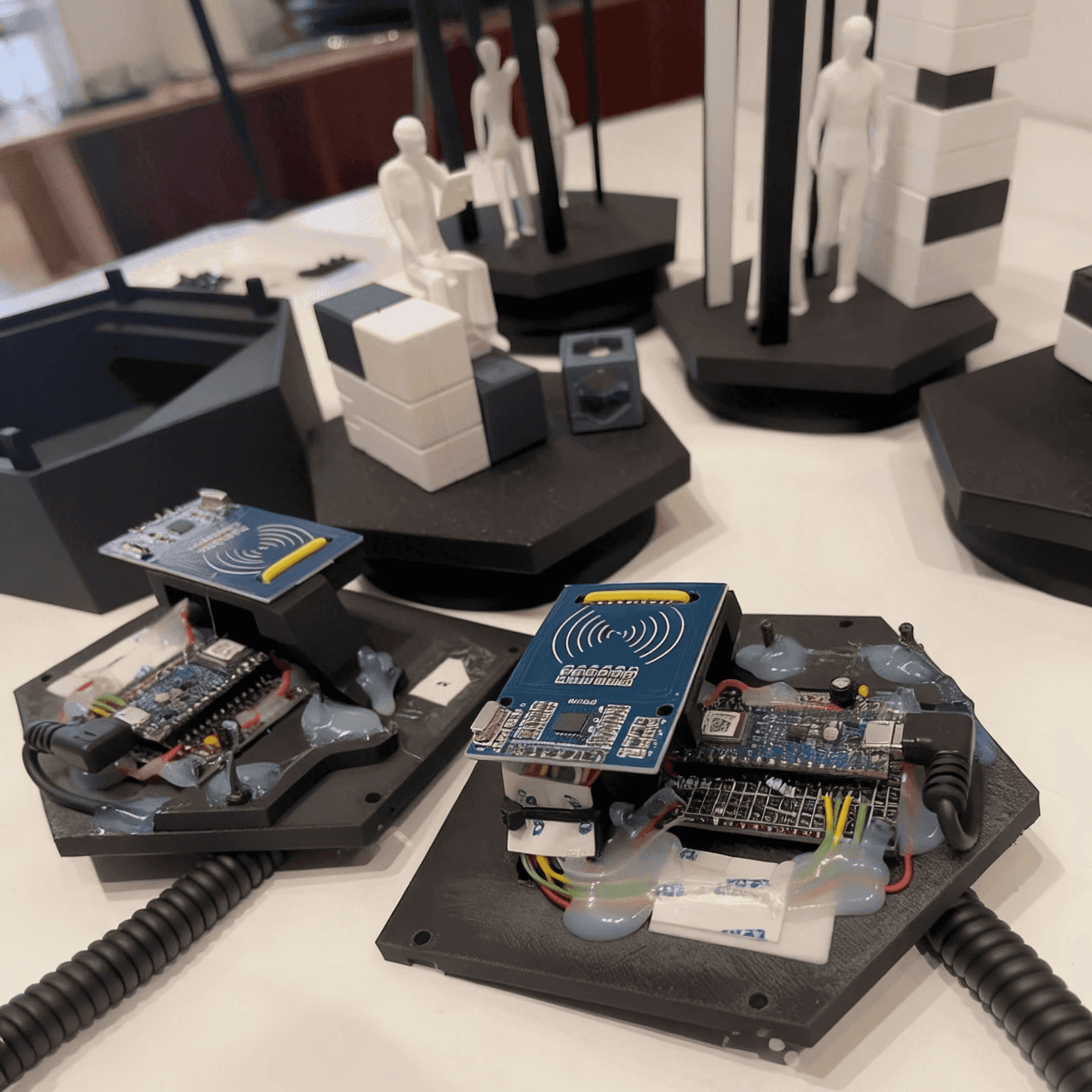 3D-gedruckte Figuren Gamification – BCG Platinion Messeauftritt