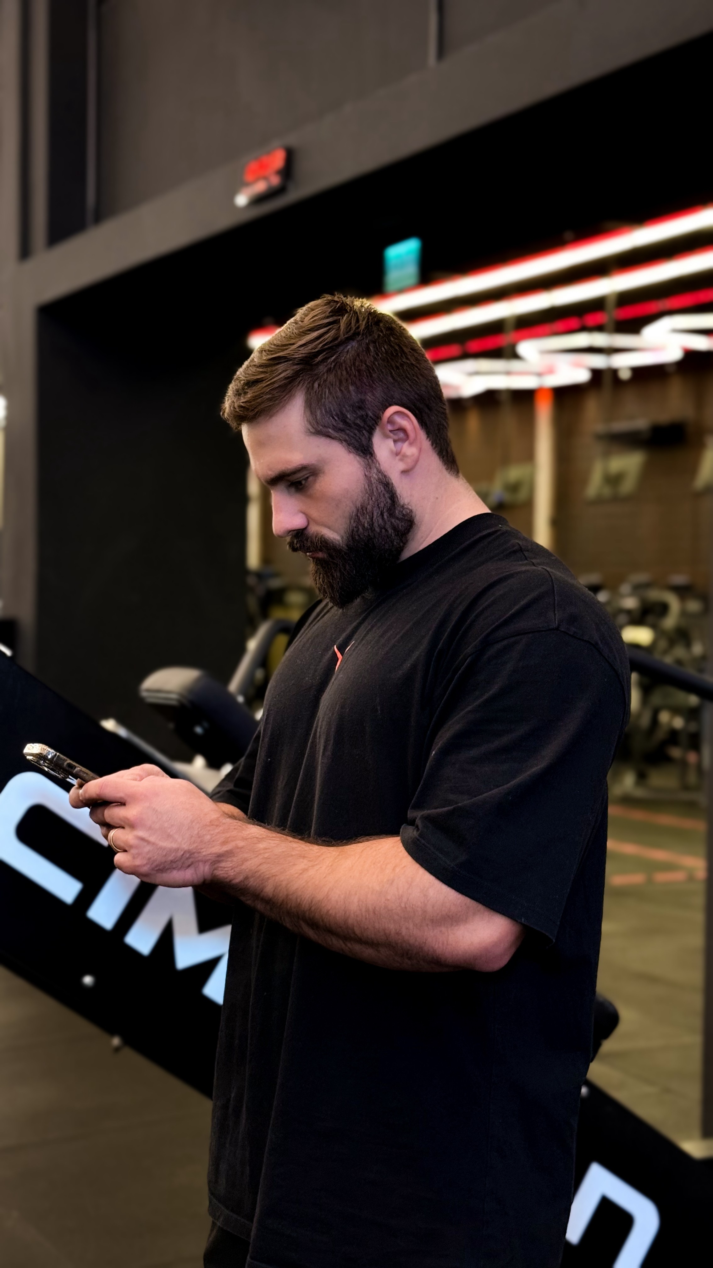 blurred speeding car representing fast turnarounds