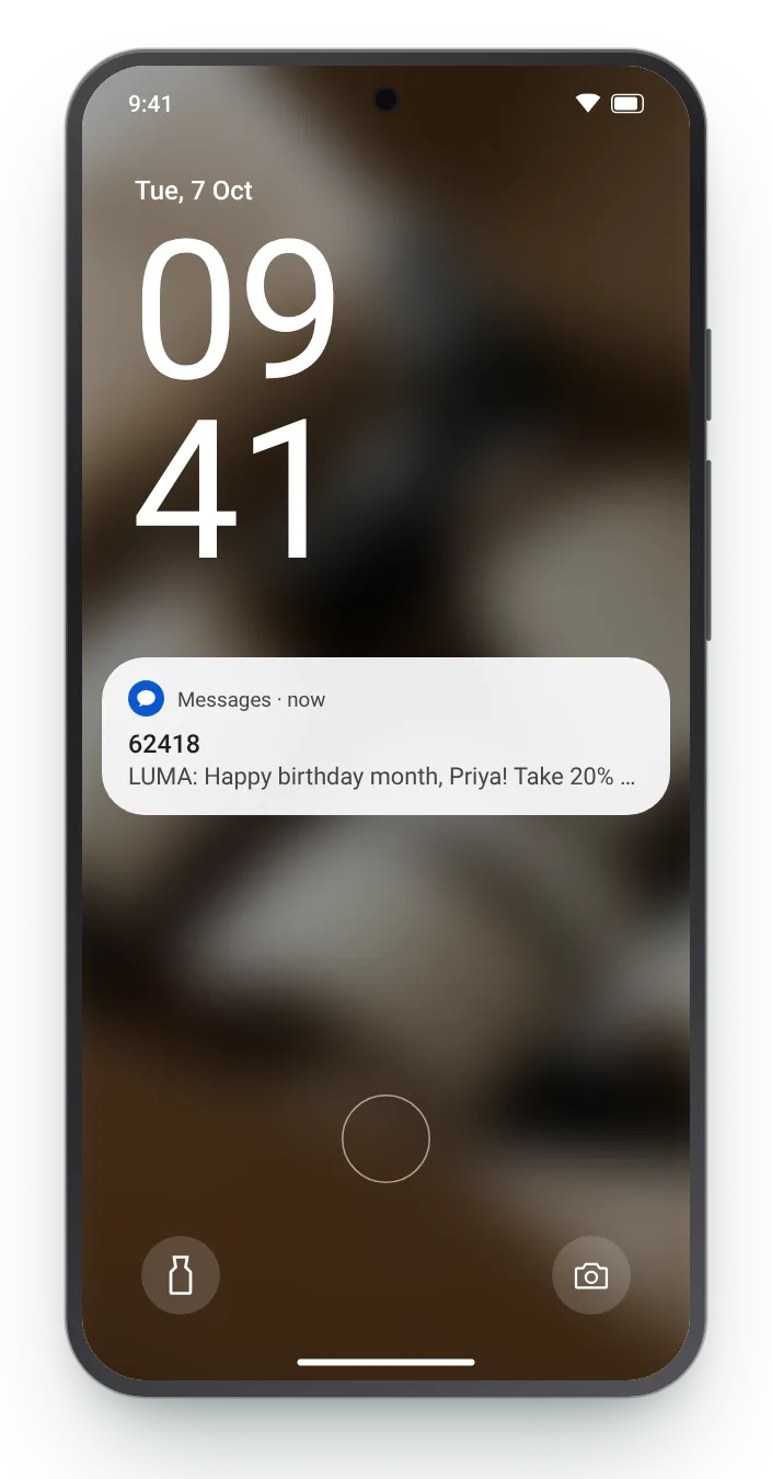 The same birthday text as a notification on an Android lock screen