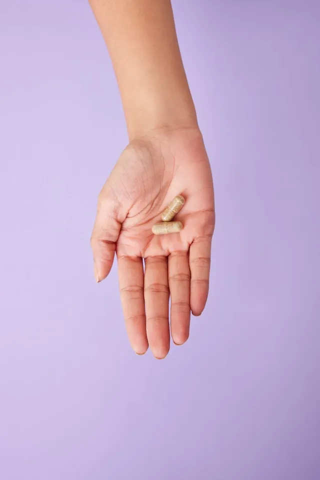 Selenium capsules on the hand