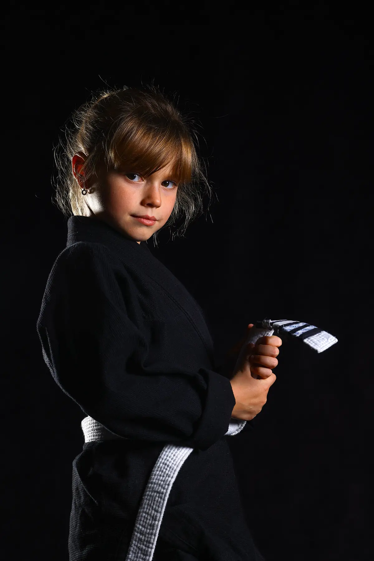 Muay Thai Kickboxing Logo