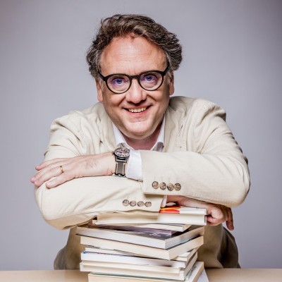 Profesor Óscar Corominas. ThePower