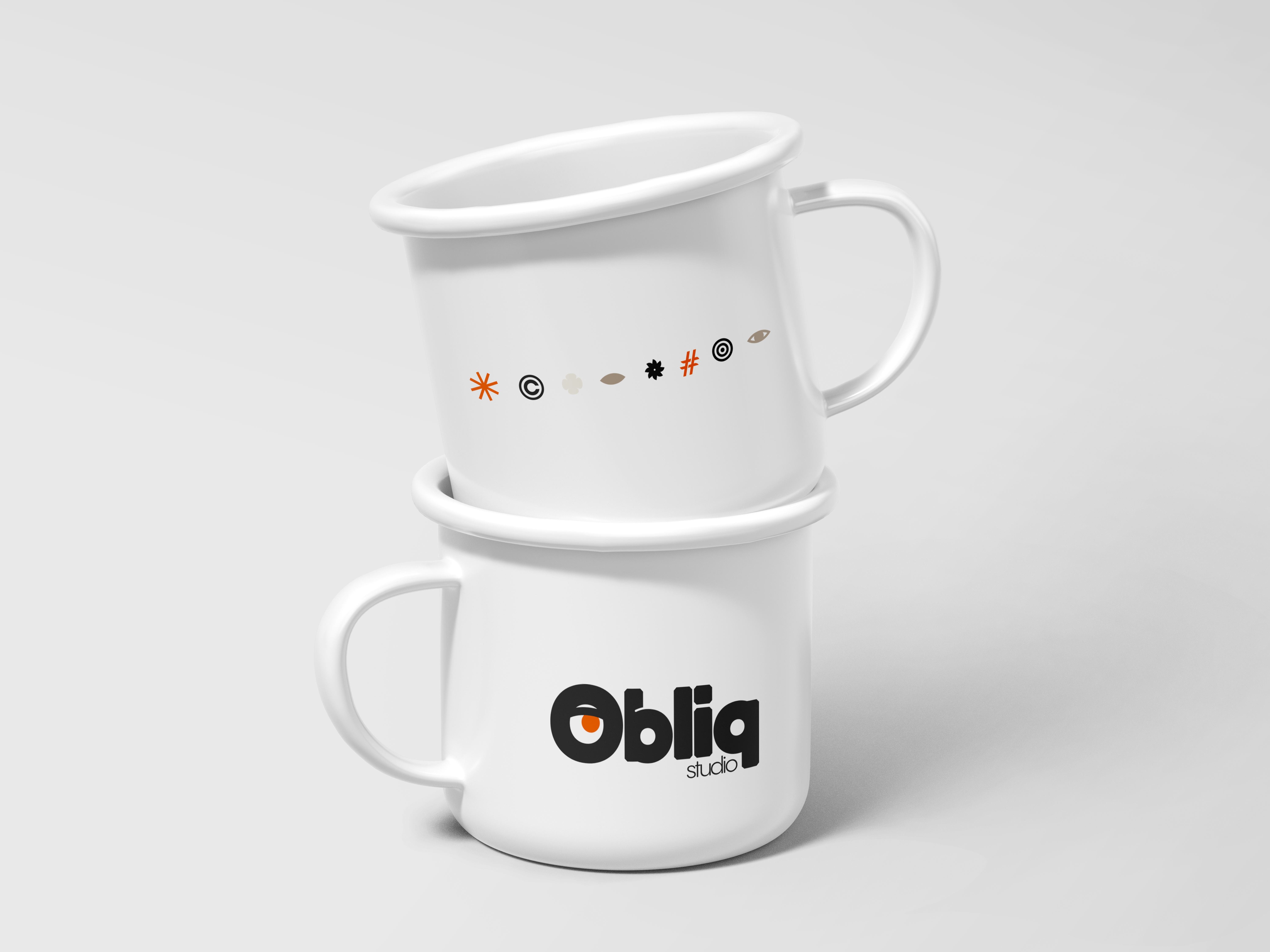 Mugs métalliques avec marquage Obliq.
