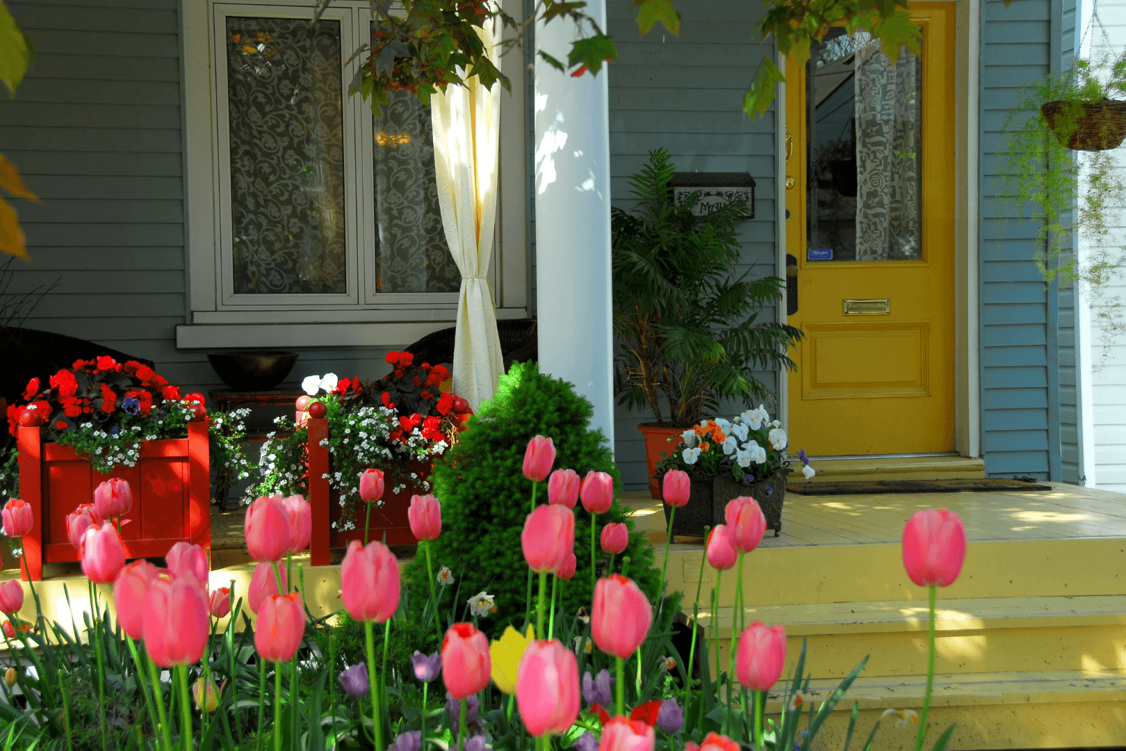 How to Prepare Your Holiday Rental for Spring Bookings