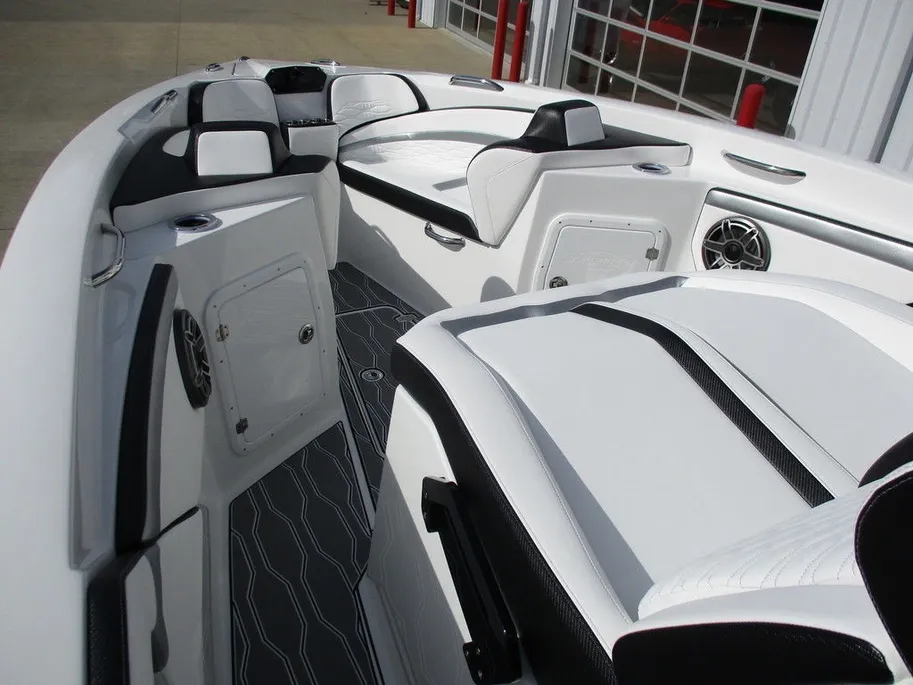 Boat thumbnail 3