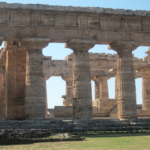 Paestum: Skip The Line Ticket + Roundtrip from Naples by Train tickets in Paestum