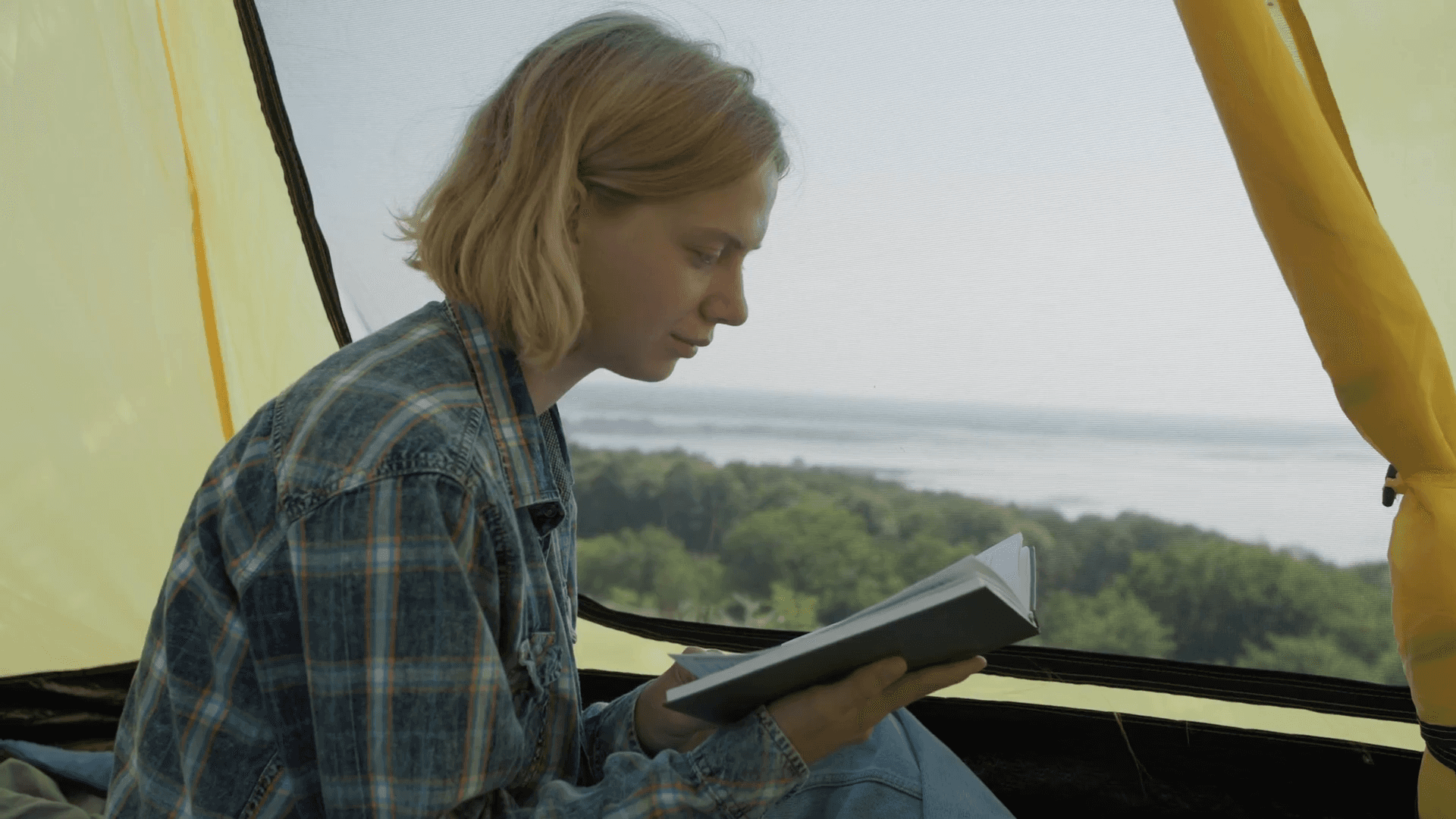 Bouquiner à l'air libre