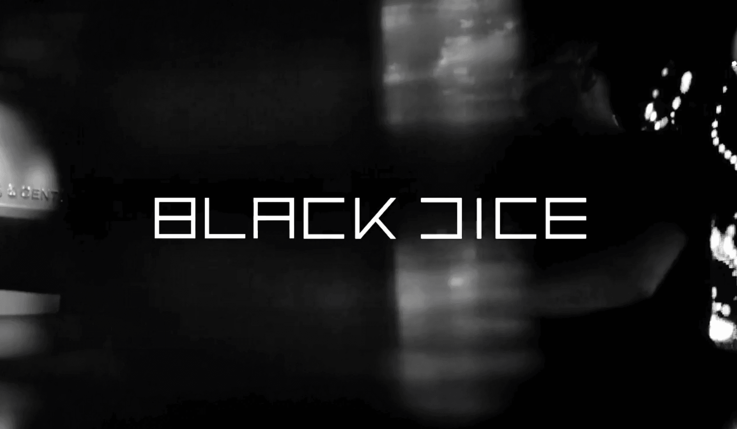 Homescreen with open bottom drawer