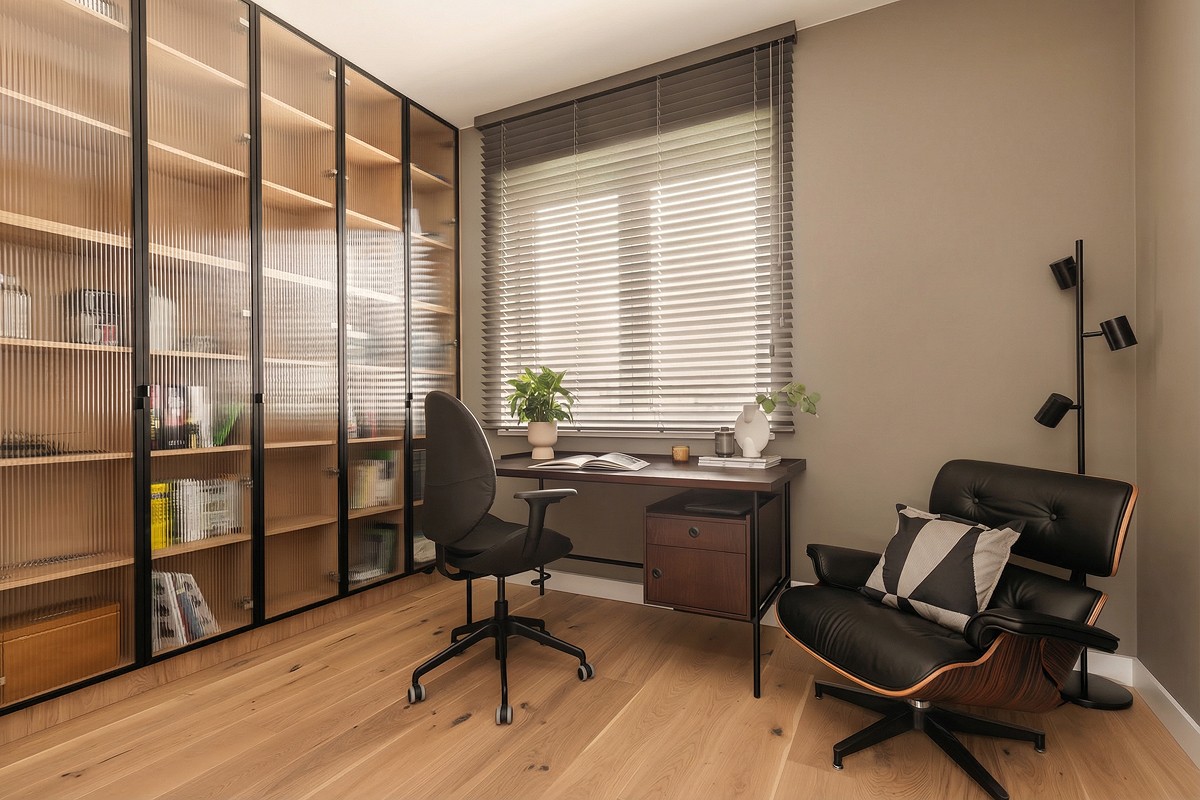 Luxury minimal chair