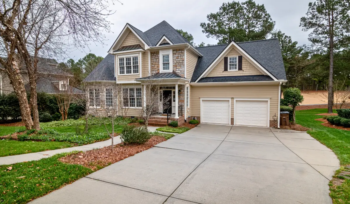 Modern architectural shingle roof design trends with strong Midwest curb appeal and winter durability features.
