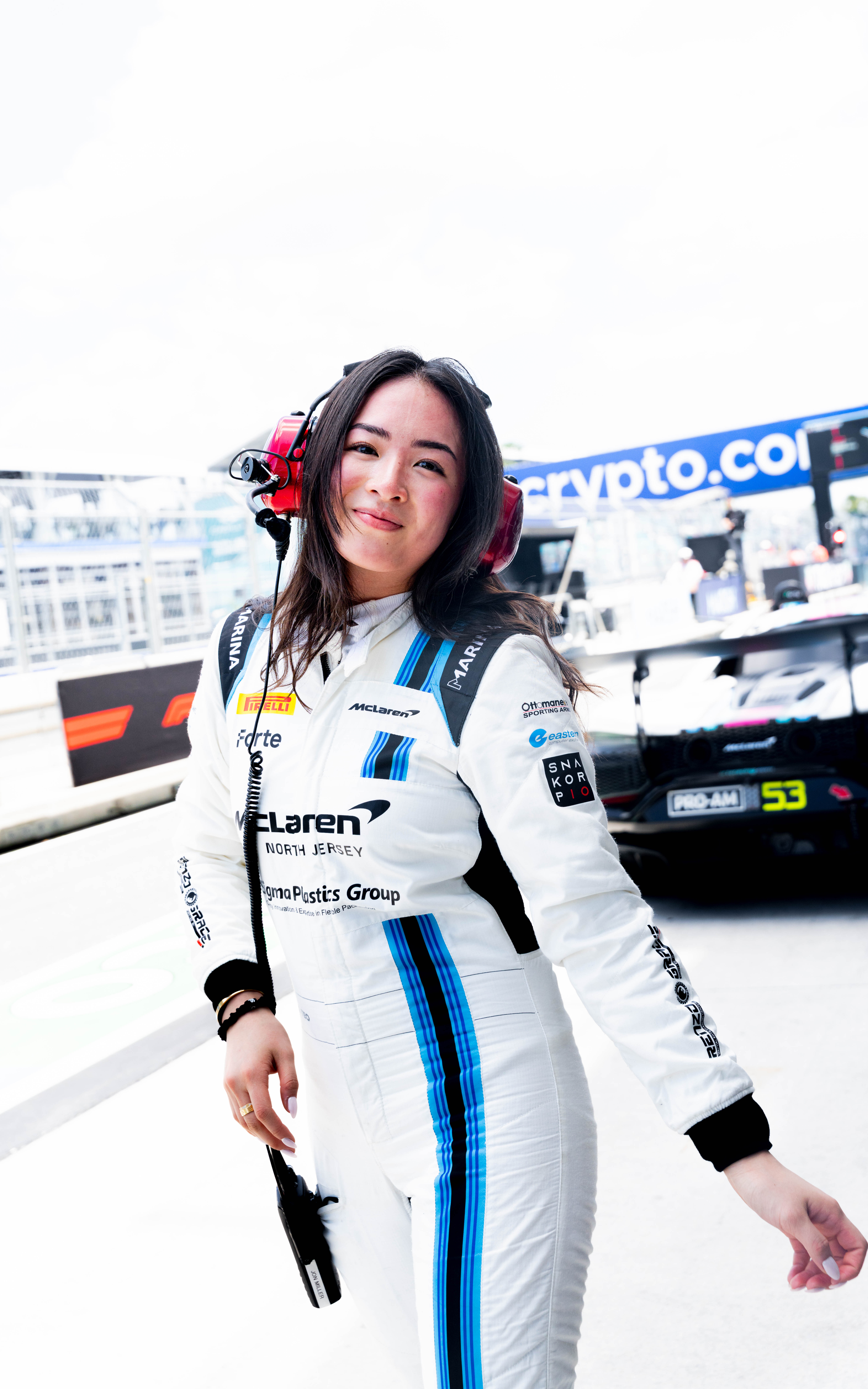 F1 — photograph 6