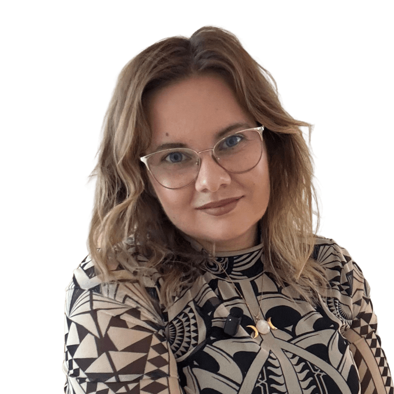 Николета Делчева, практикуващ по разчитане на карти Ленорманд в Altarium