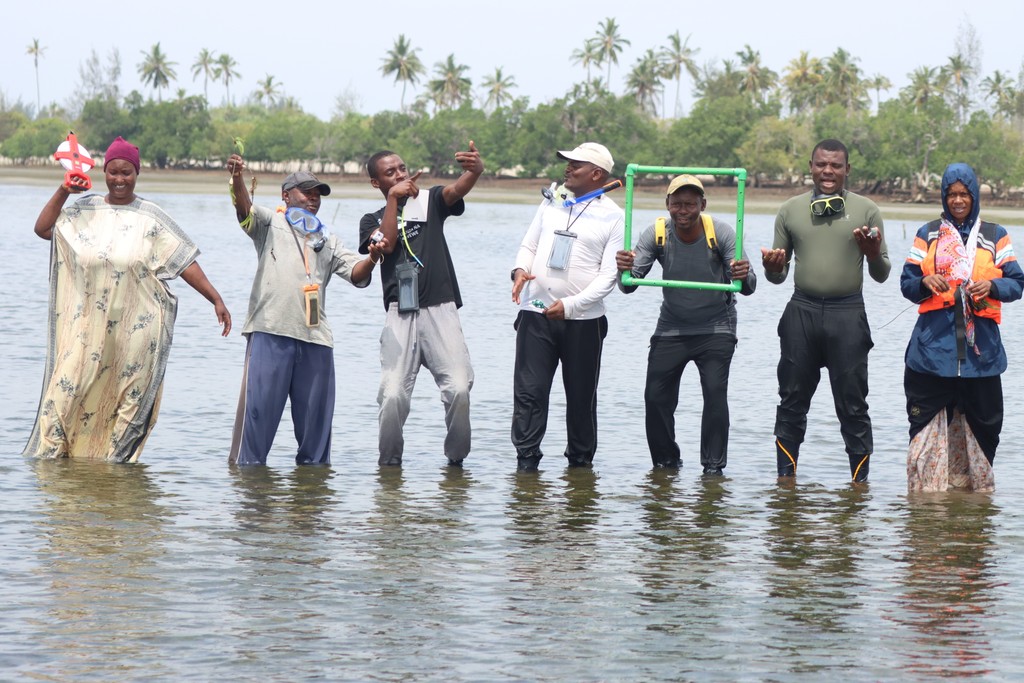 Team work in Vanga. Photo credit Anthony Ochieng Onyango