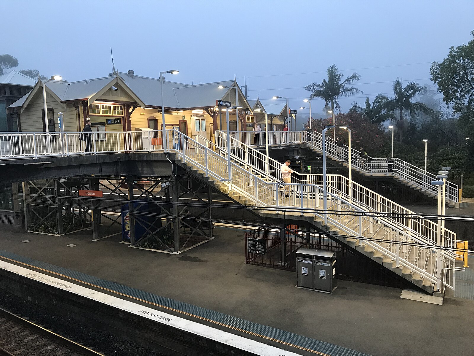 Gordon Station