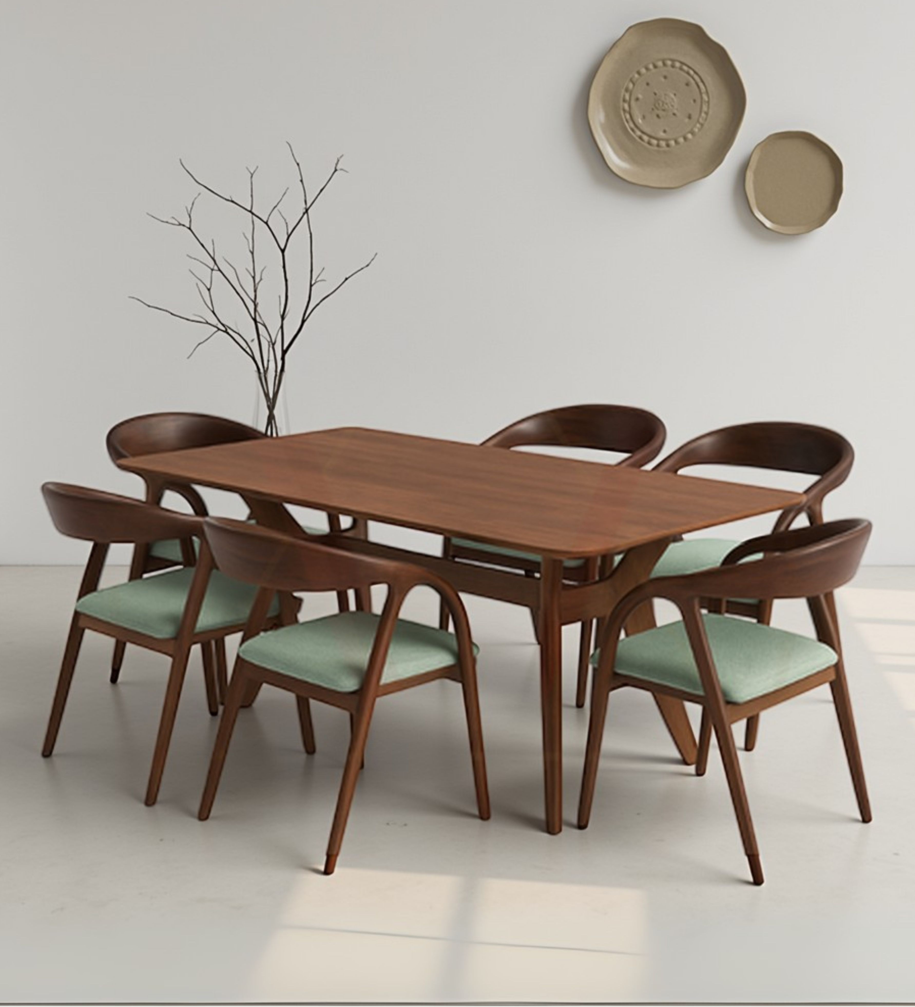 Customized Echelon dining set with premium wood and elegant design