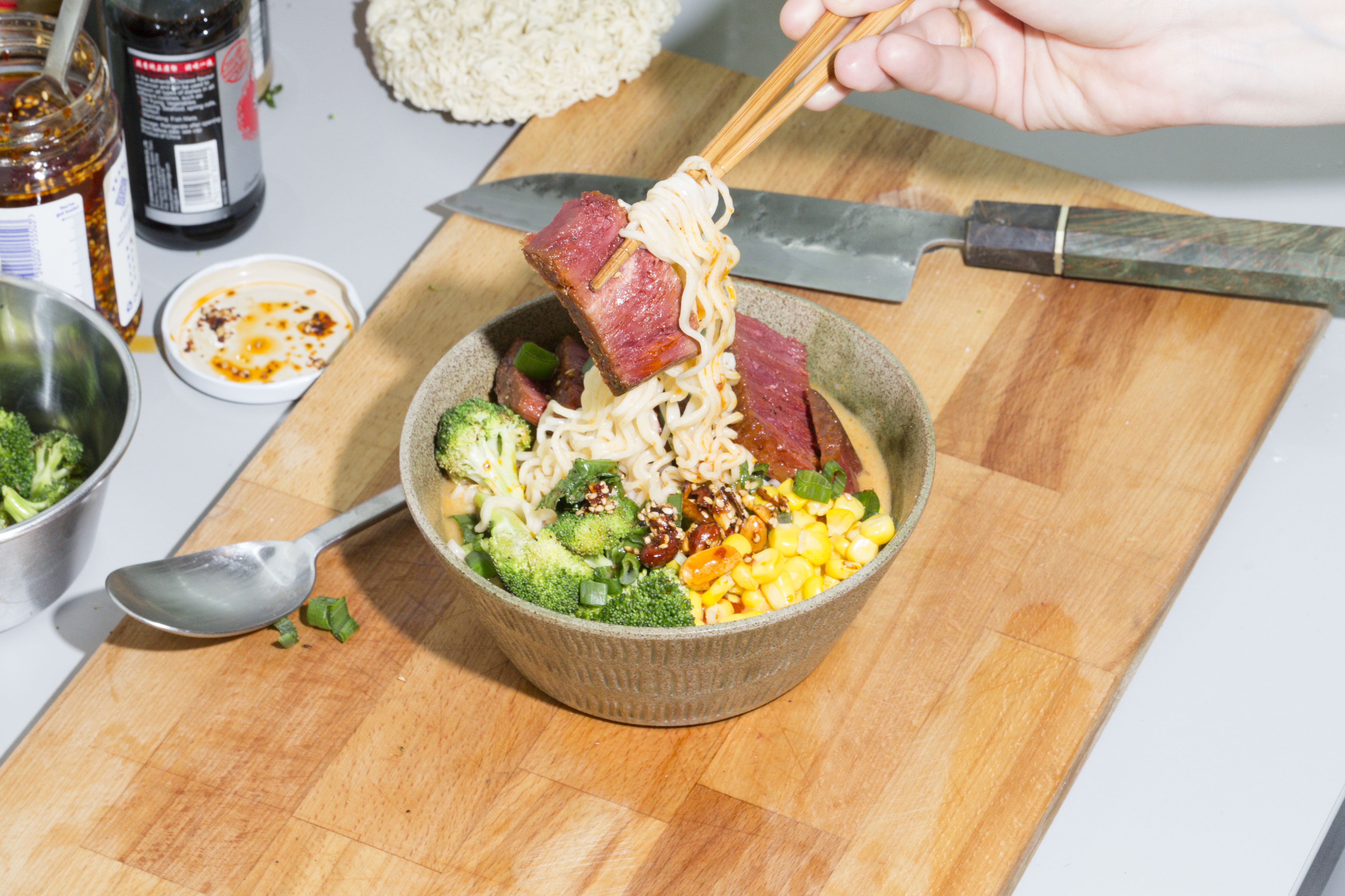 Juicy Marbles Spicy Peanut Ramen