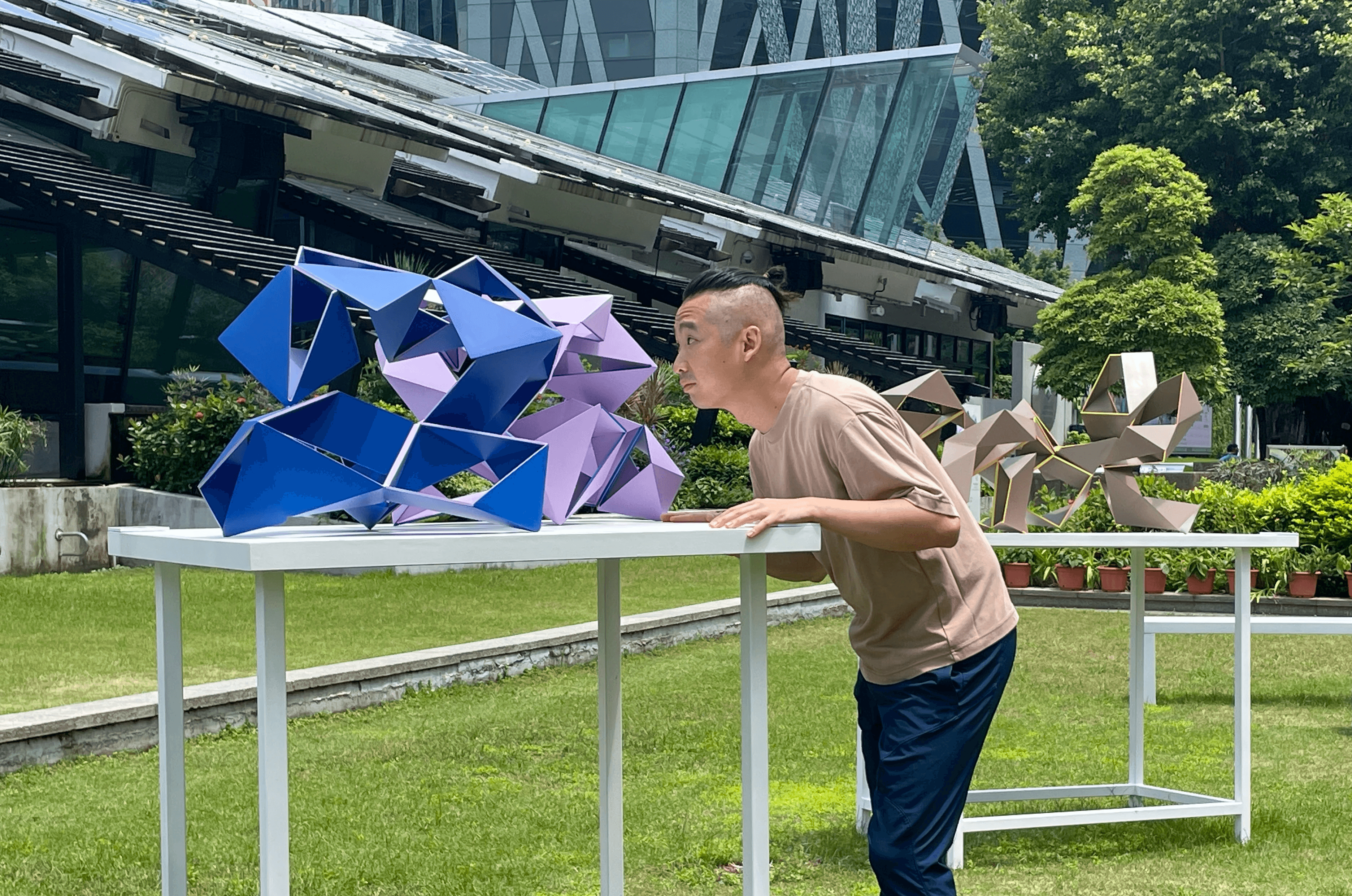 a black female model