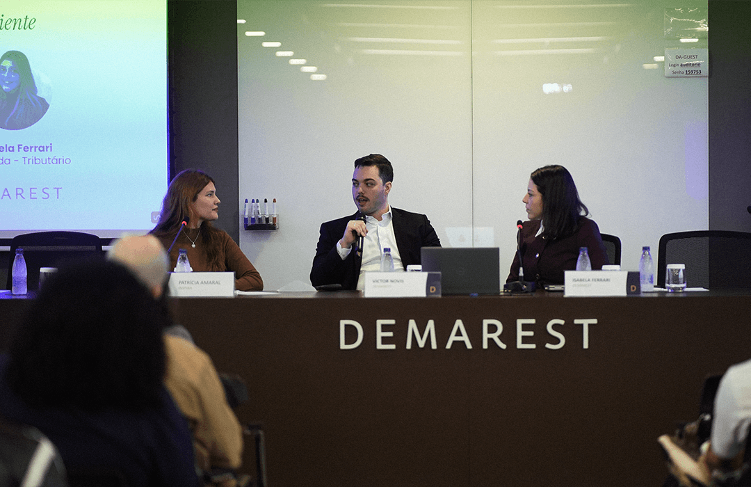 Painel Inspira no Demarest.
