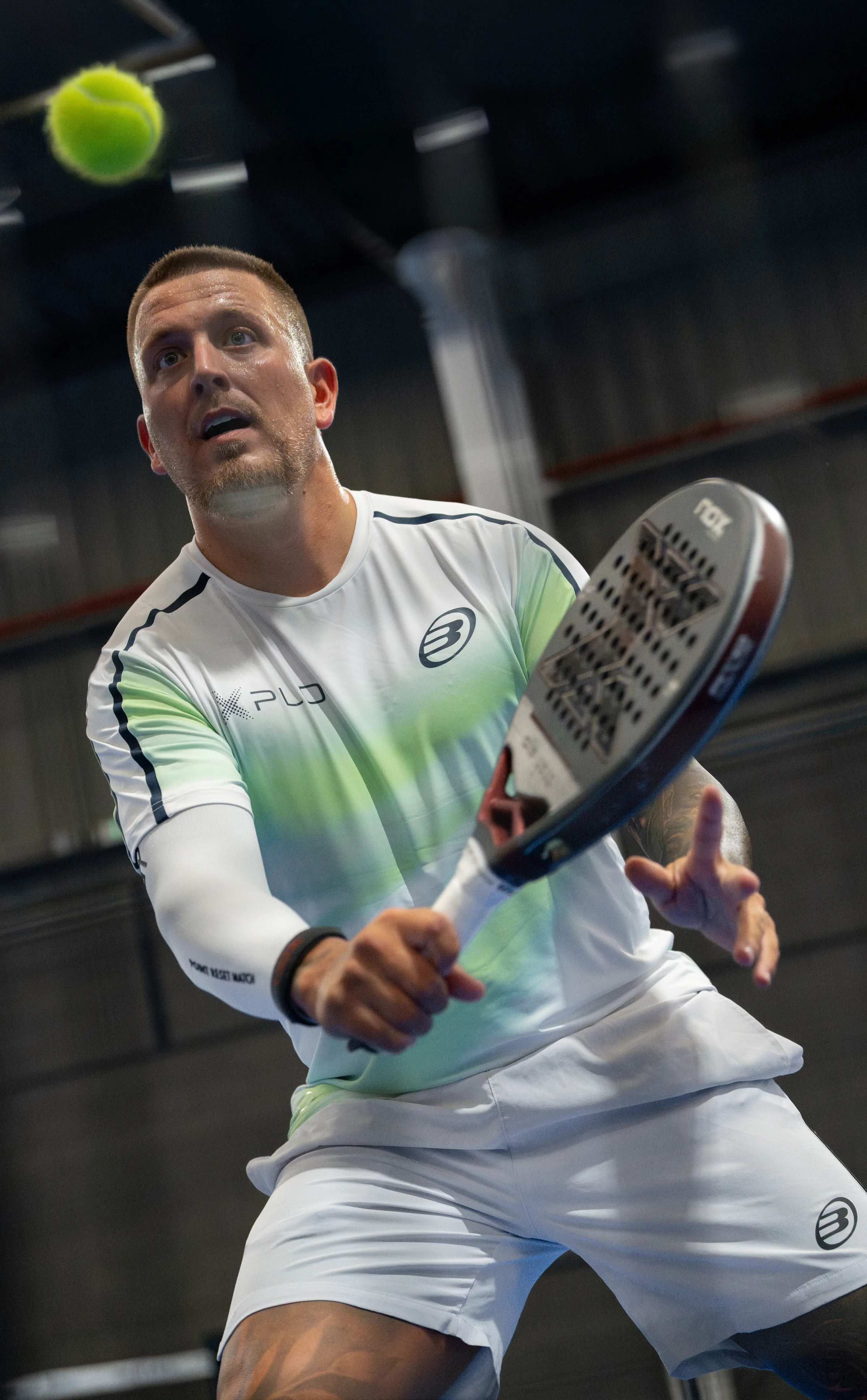 Oysho Smash Padel Open masculino Gavà, fotografía pádel hombres Barcelona 2026, torneo amateur Pro Padel, pádel indoor, Nolan Pardo