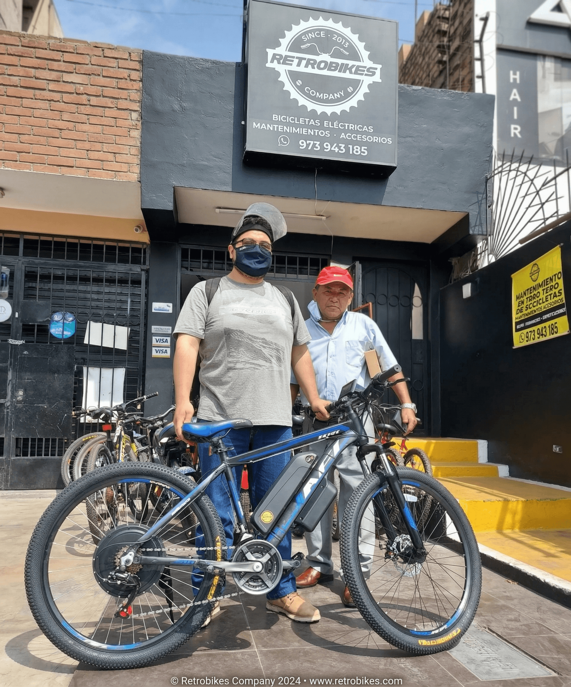 A man with headphones flexing in front of a mirror with red gym equipment behind him. Quote: “These workouts aren’t just effective – they’re empowering…” – Freelance Photographer.
