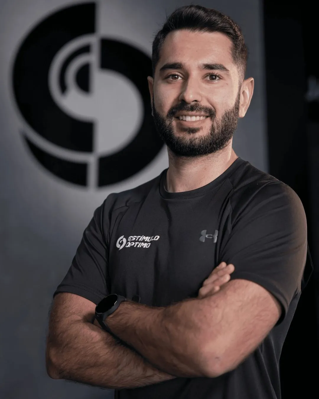 Rachel Stone, personal trainer working out sweaty with a barbell