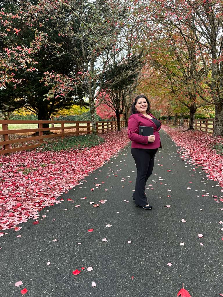 Lucy Felix - A Touch Of Elegance 1