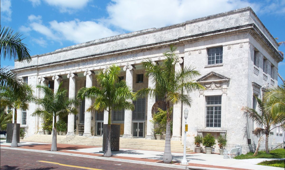 Palm trees outside the Sidney and Berne Davis Art Center in downtown Fort Myers, Florida