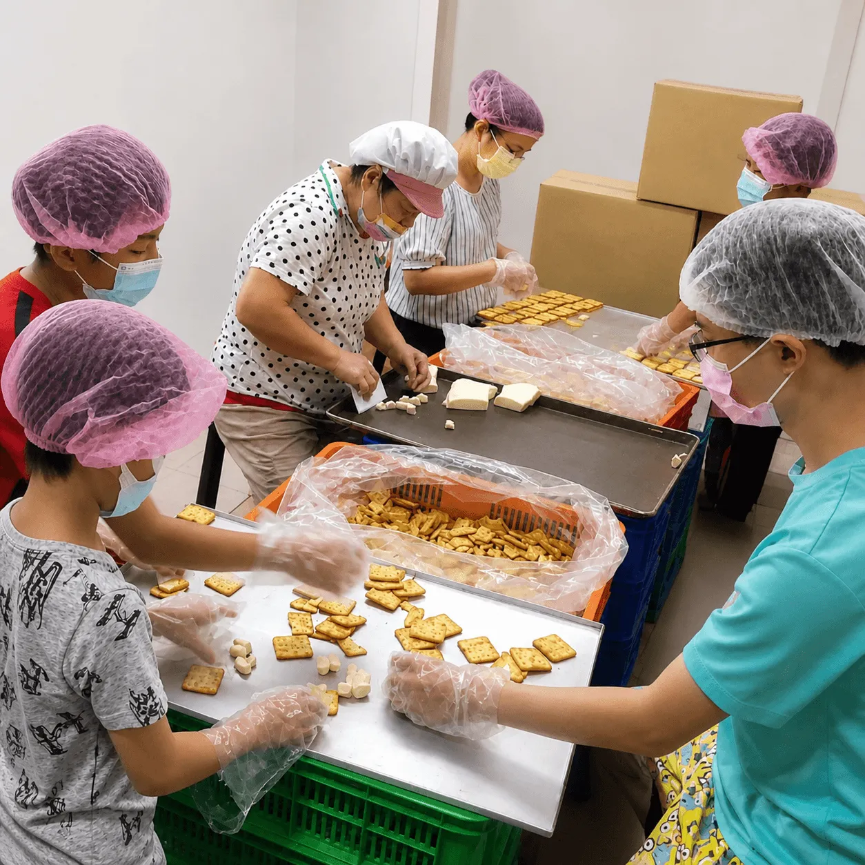 欣澄食品工廠工作日常照片。