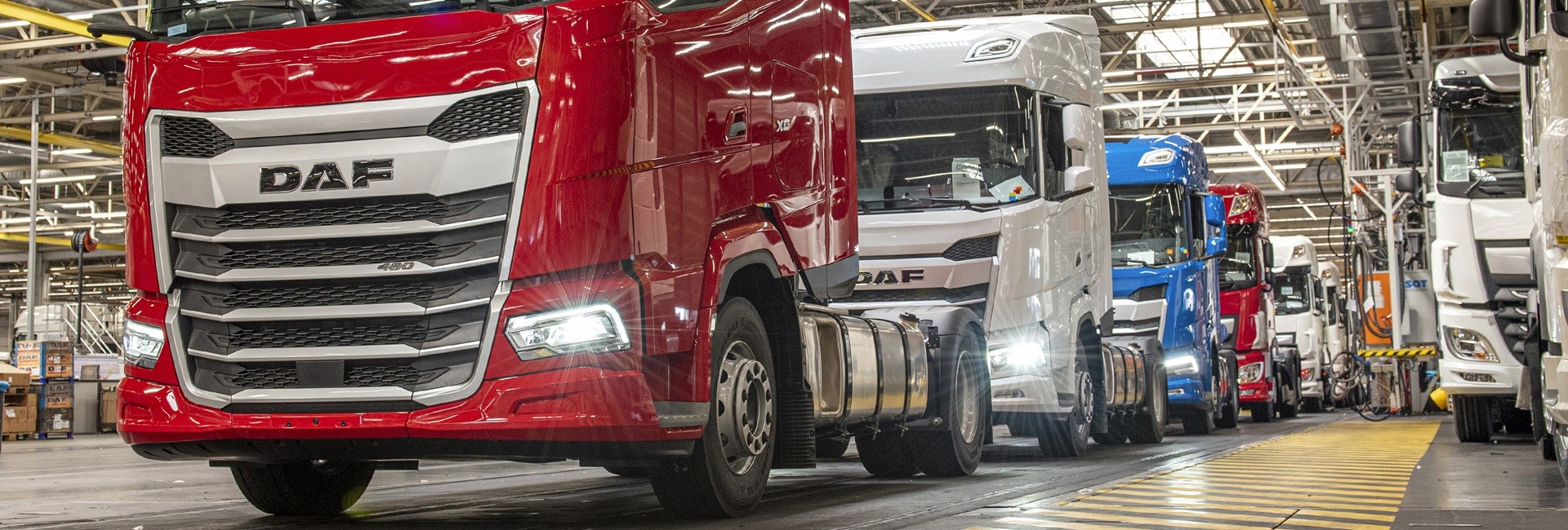 Leyland Trucks’ 125,000th HGV on the assembly line, celebrating a production milestone