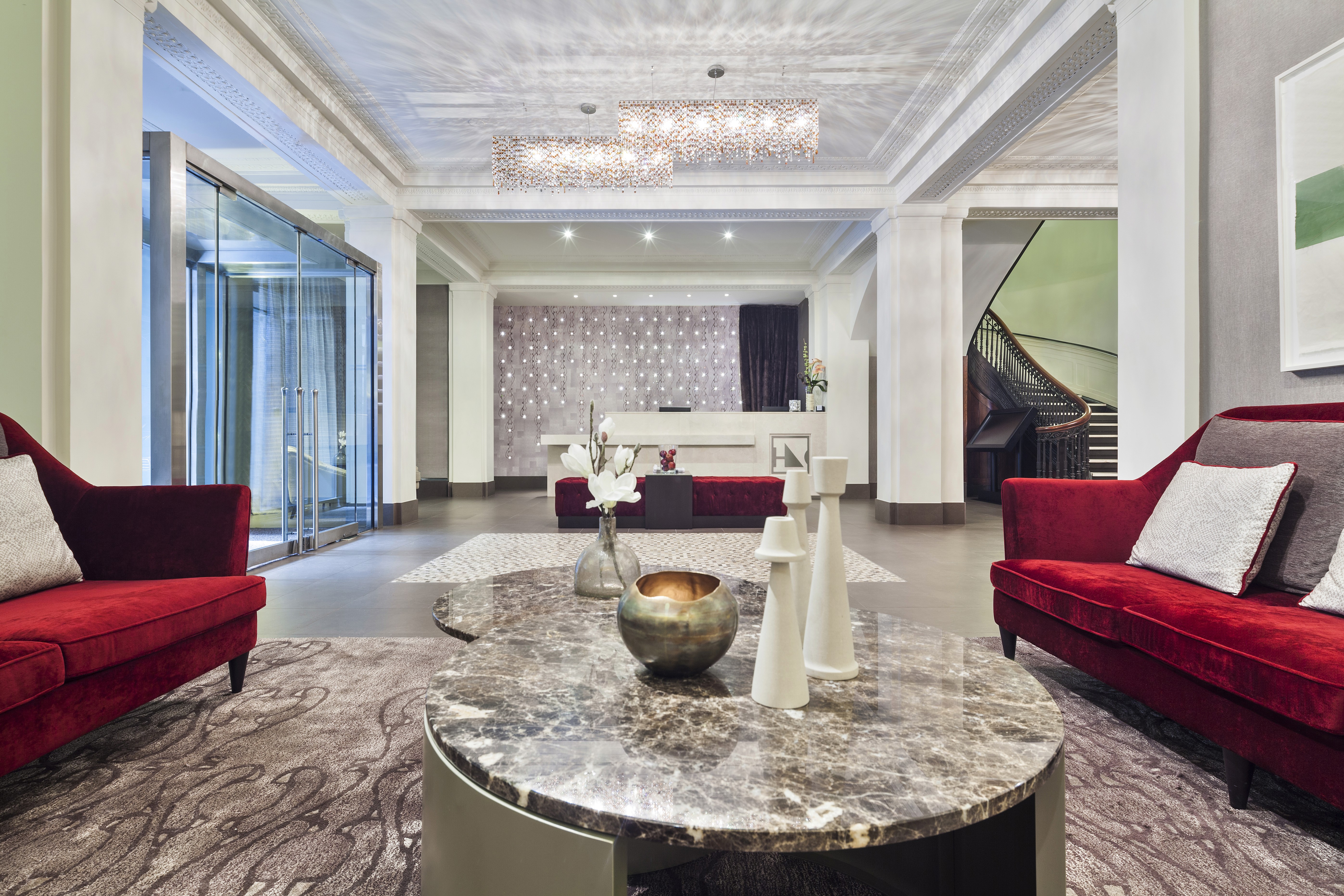 Sophia Reynolds is keeping flowers in the pocket