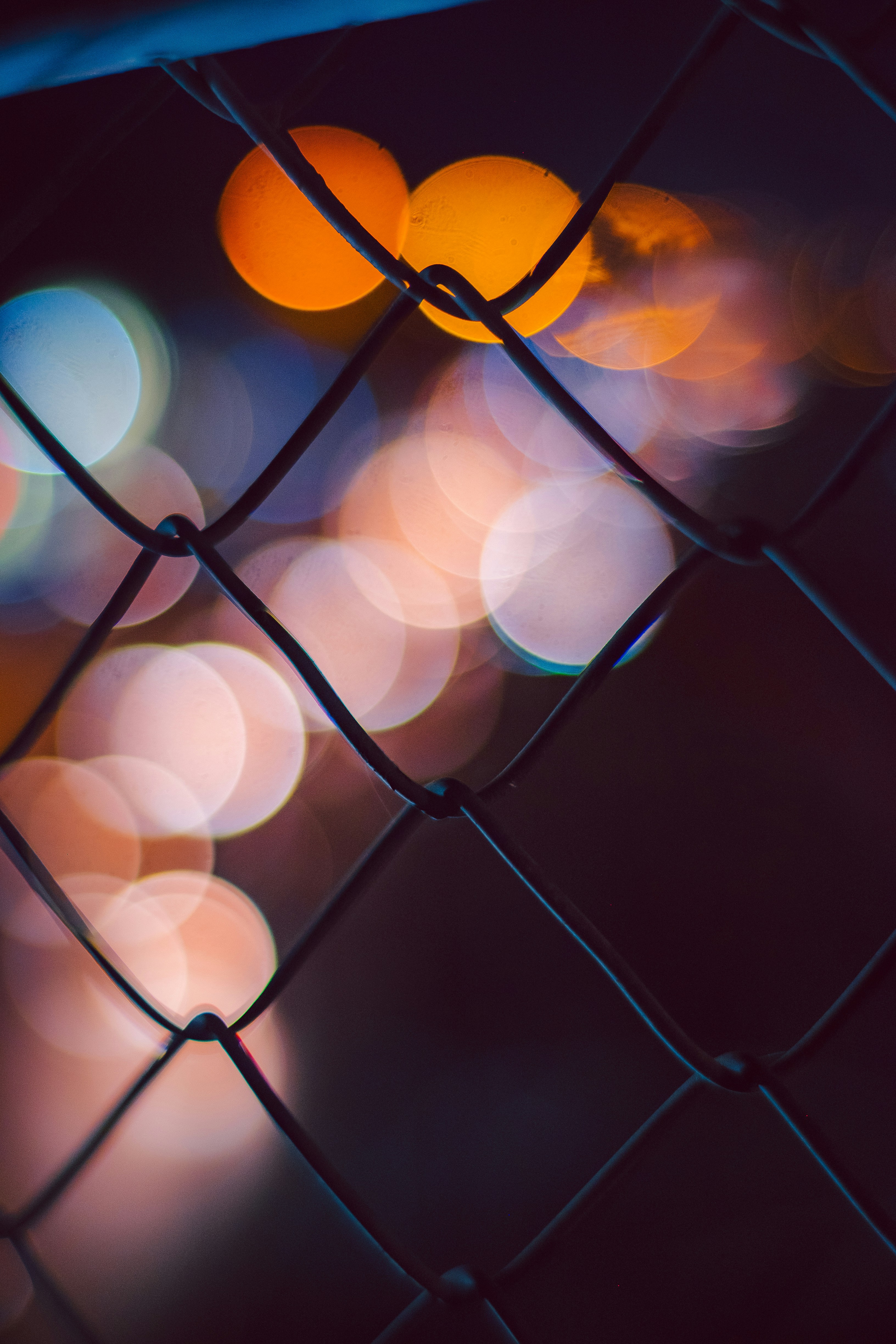 Discover the art of fence repair in Everett: from signs of damage to cost considerations and finding reliable services. Keep your fence sturdy!