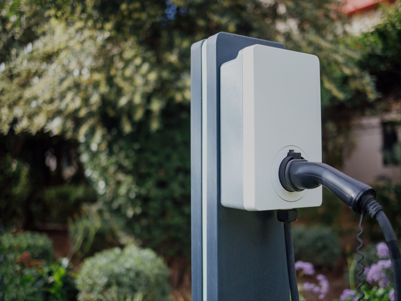 EV charging for multifamily & residential developers