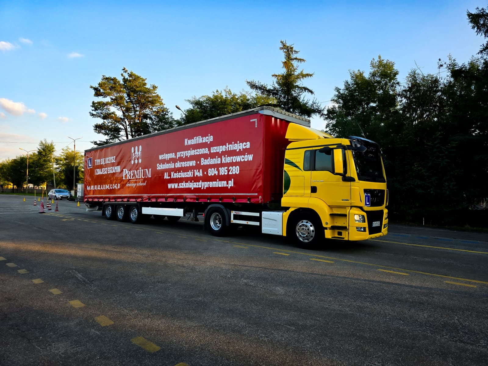 OSK Premium szkoła jazdy Mustang kurs kat B