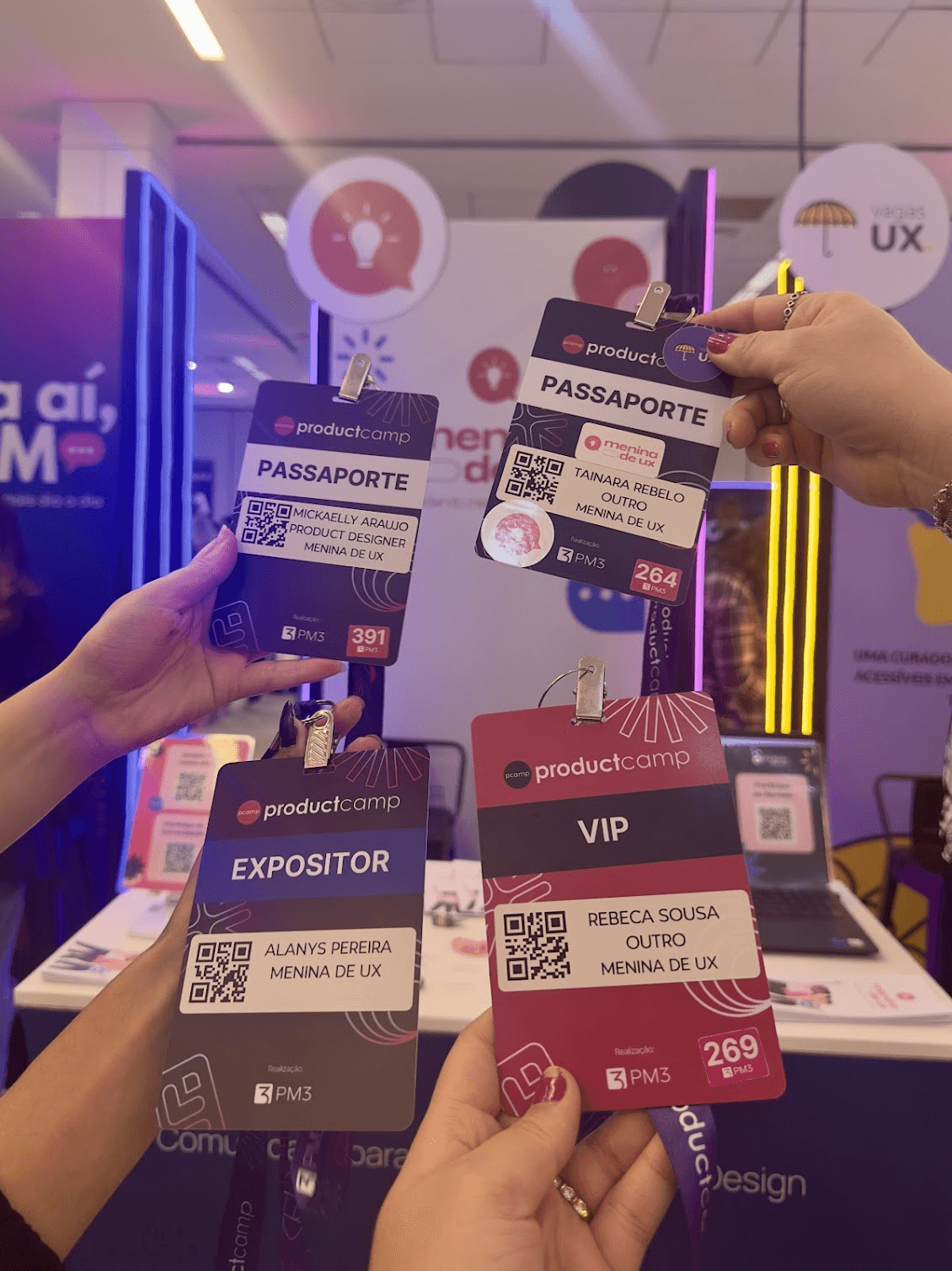 Abstract blue shapes create an interesting pattern.