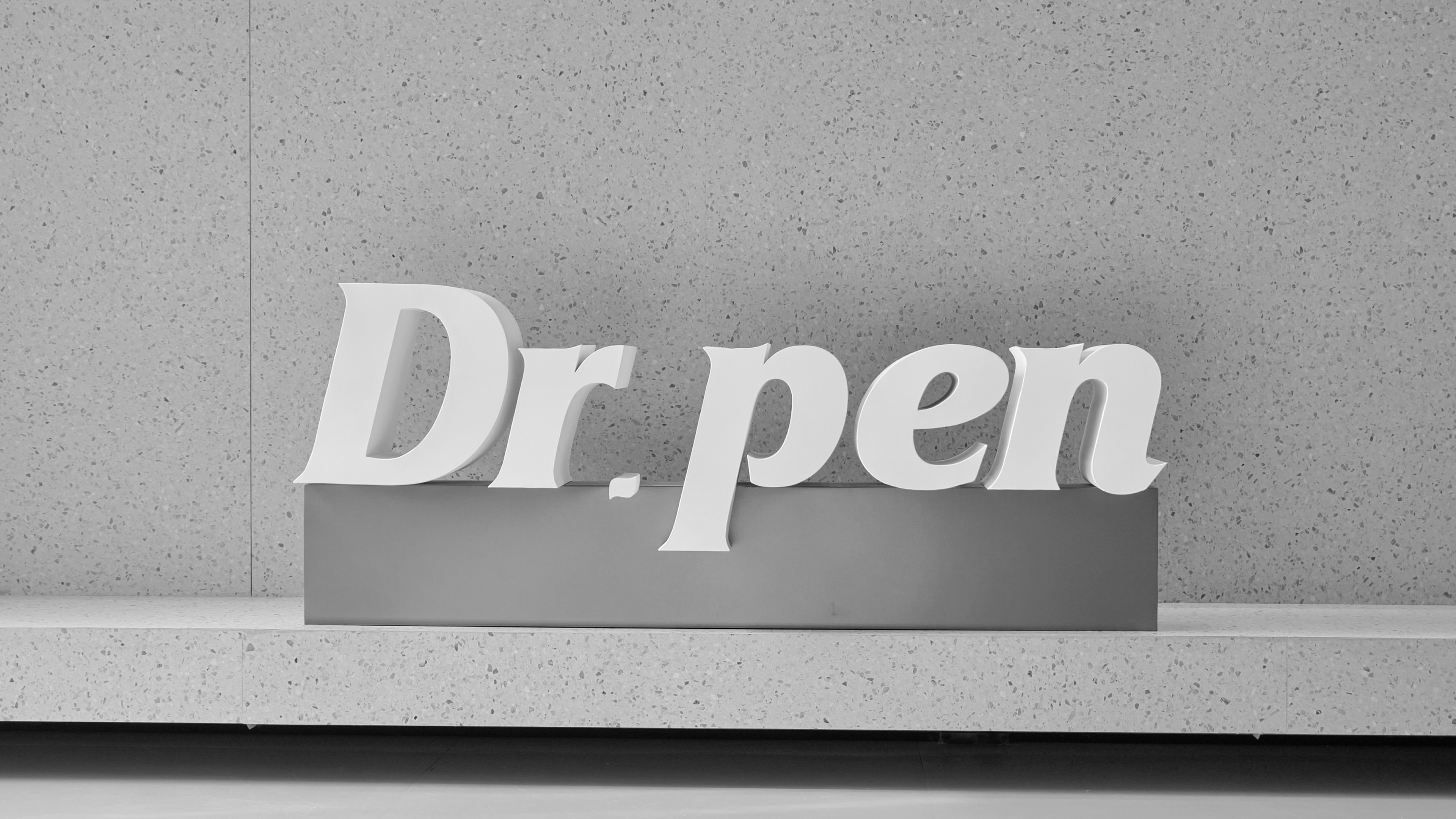 Laboratory assistant