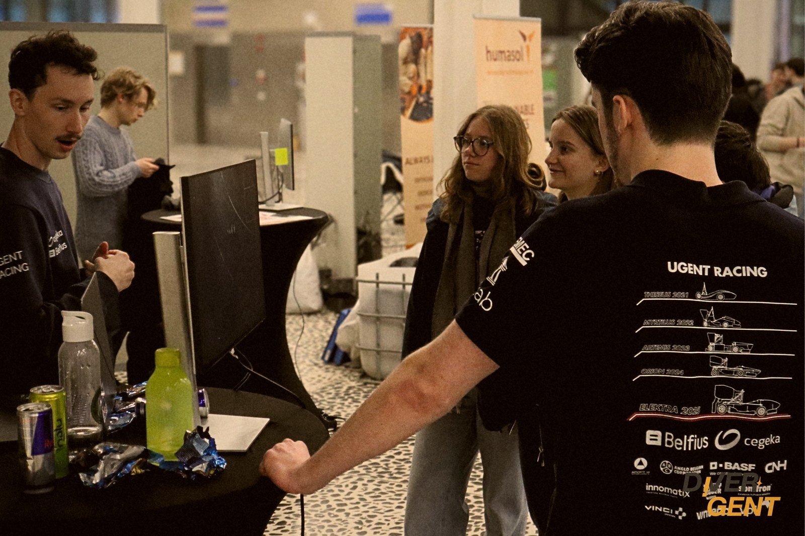 STUDENT TEAM FAIR — photo 16