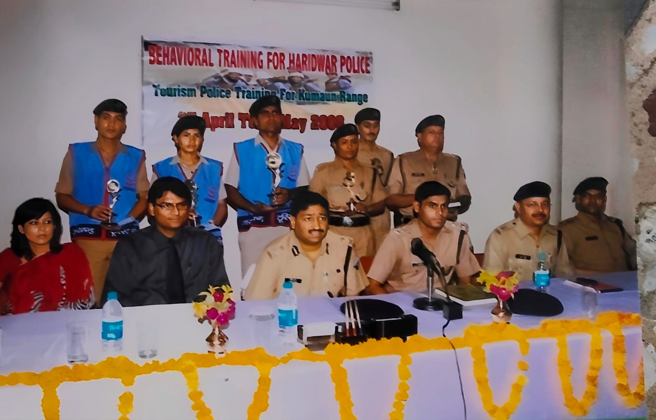 Yidam_Police training behavior