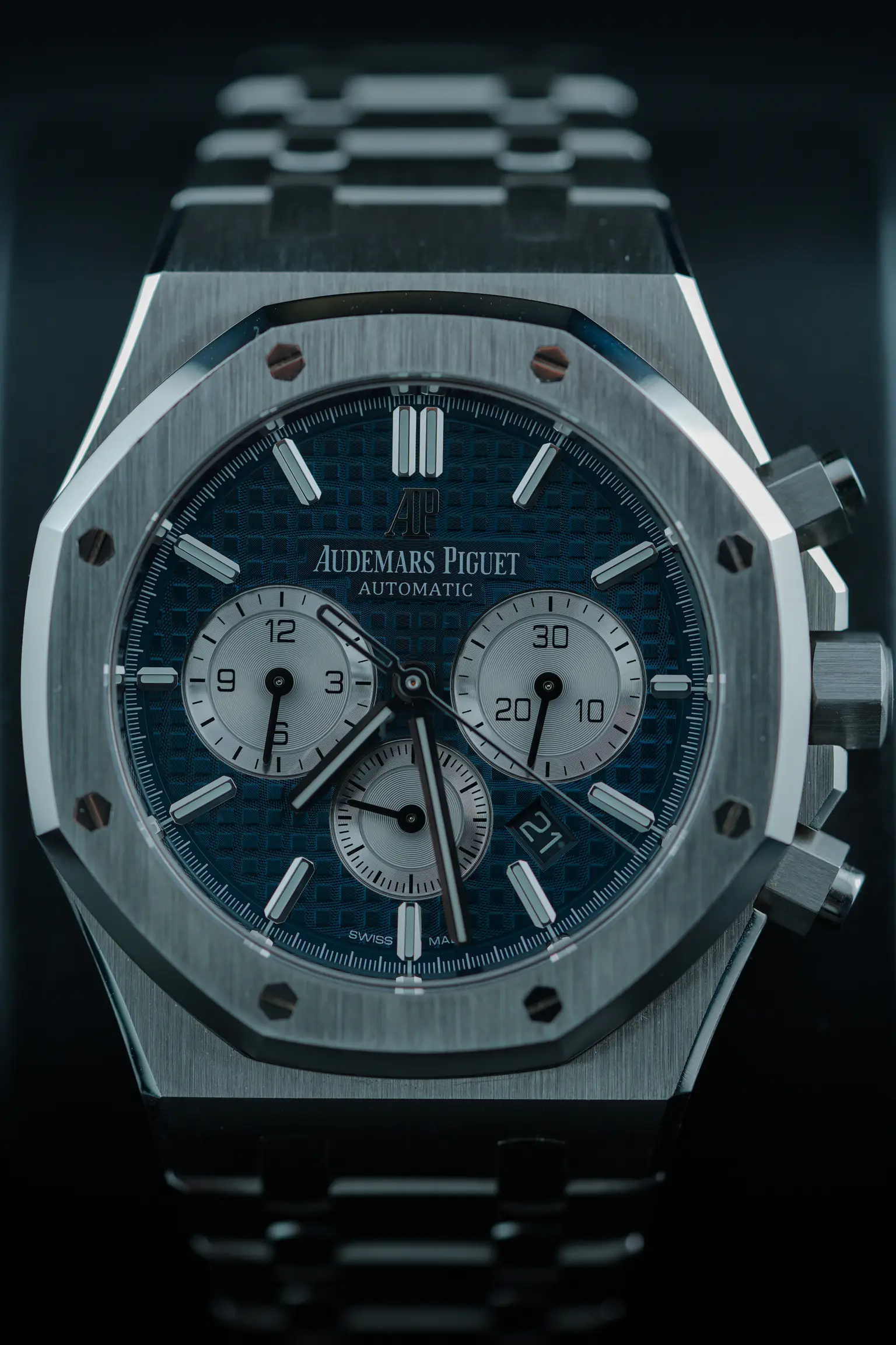 Audemars Piguet Royal Oak Chronograph Blue 26331ST front view with the steel bracelet