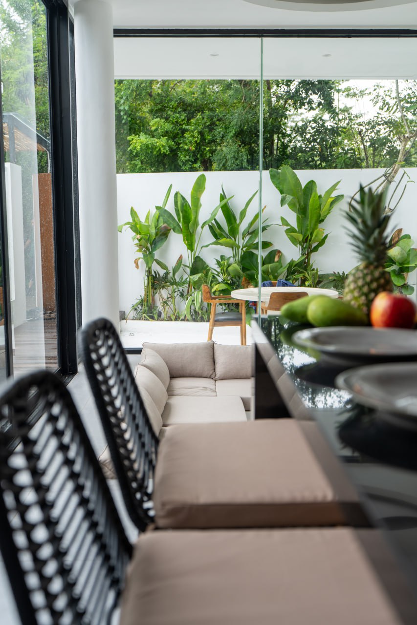 A new 3-bedroom villa in Bingin, the last available unit in a boutique complex, located only 2 minutes from Bingin Beach