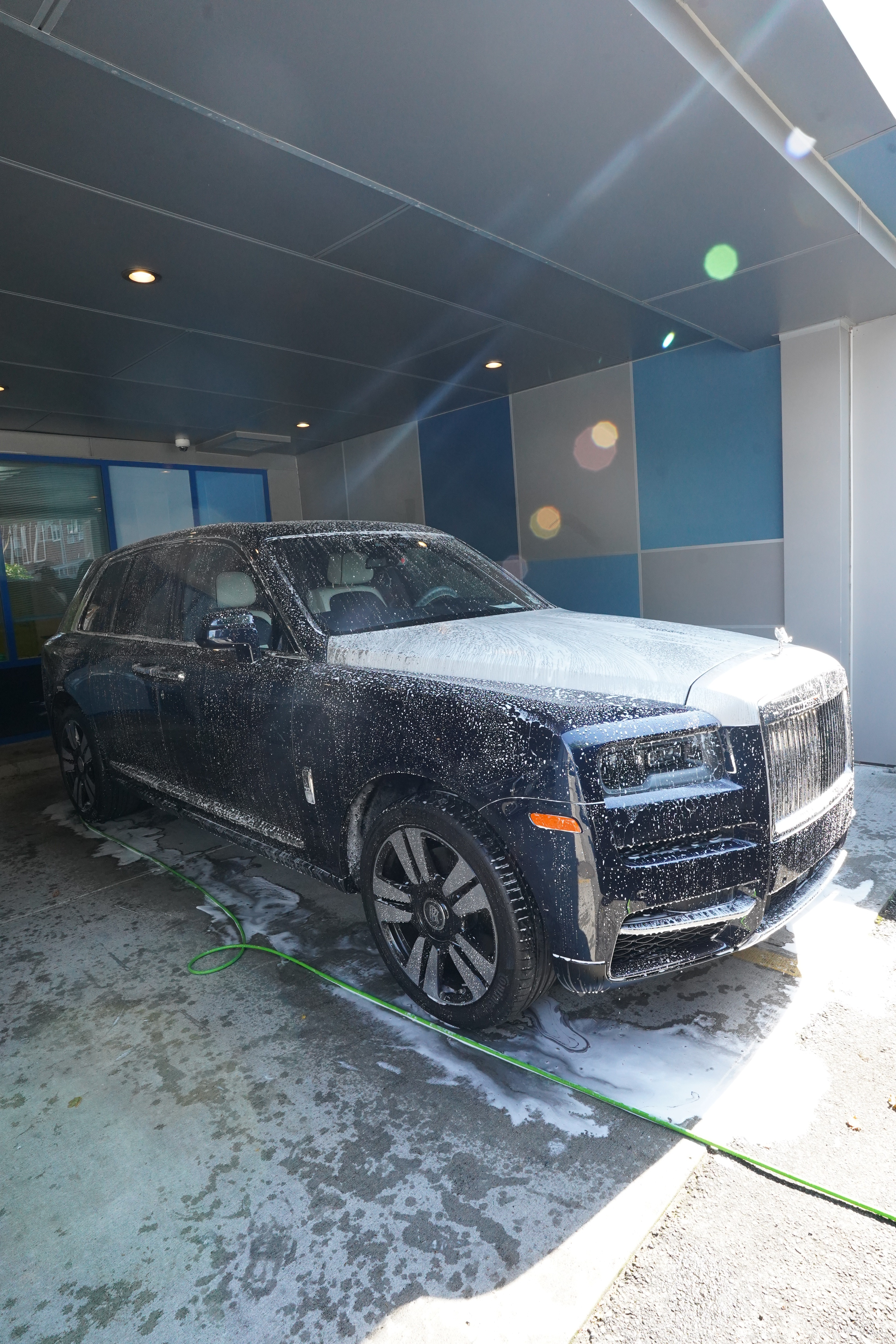 Fleet detailing service NYC - commercial vehicle detailing 