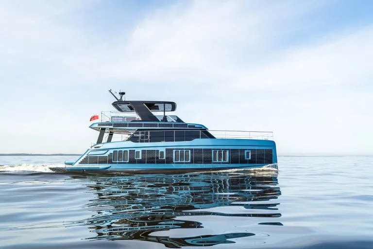 60 Sunreef Power